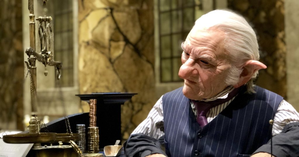 Egy nem szimpatikus bank ügyintéző - illusztráció.